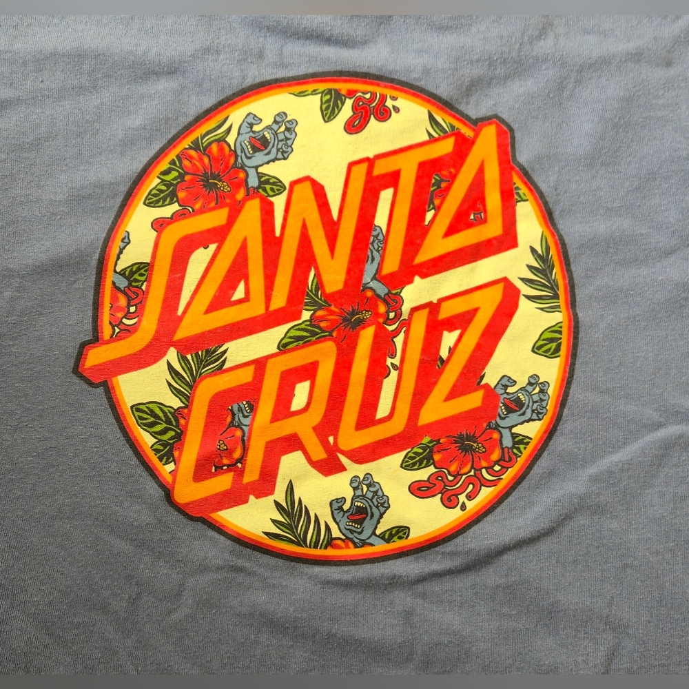 Santa Cruz Light Blue Screaming Hand/Foral Graphic‎ T-Shirt Size Extra Large